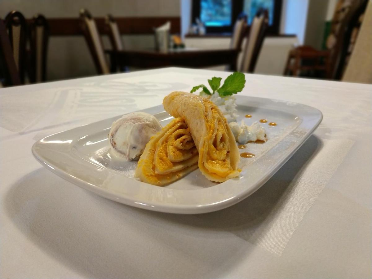 Hotel U Lipy Hřensko Екстериор снимка