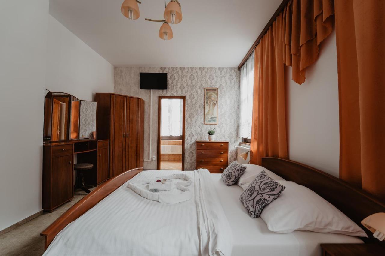 Hotel U Lipy Hřensko Екстериор снимка